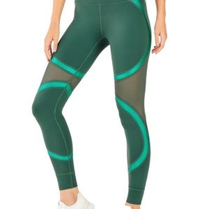 Fabletics High Waisted Shine PowerHold Leggings Green Mesh Size XXL (16)